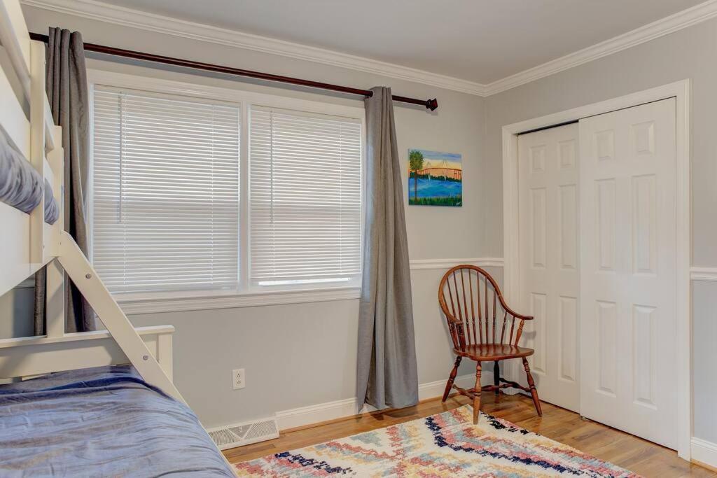Charming Home Near Folly & Downtown 查尔斯顿 外观 照片