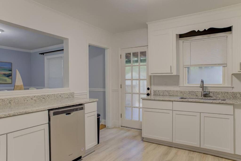 Charming Home Near Folly & Downtown 查尔斯顿 外观 照片