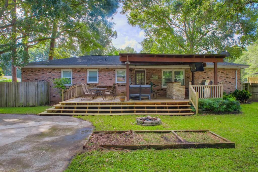 Charming Home Near Folly & Downtown 查尔斯顿 外观 照片