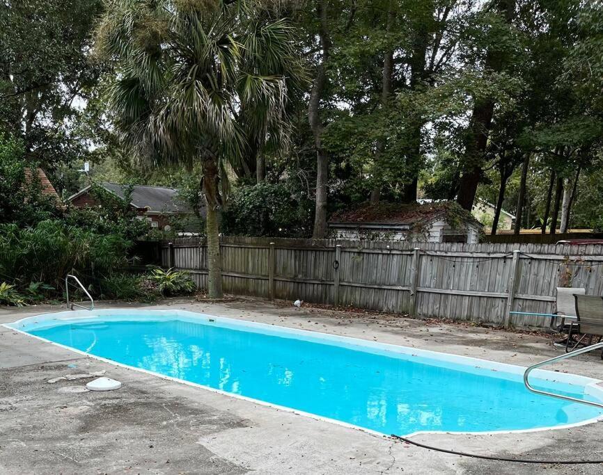 Charming Home Near Folly & Downtown 查尔斯顿 外观 照片